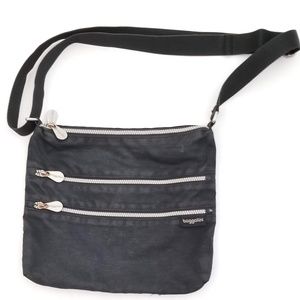 Baggallini Black Flat Purse